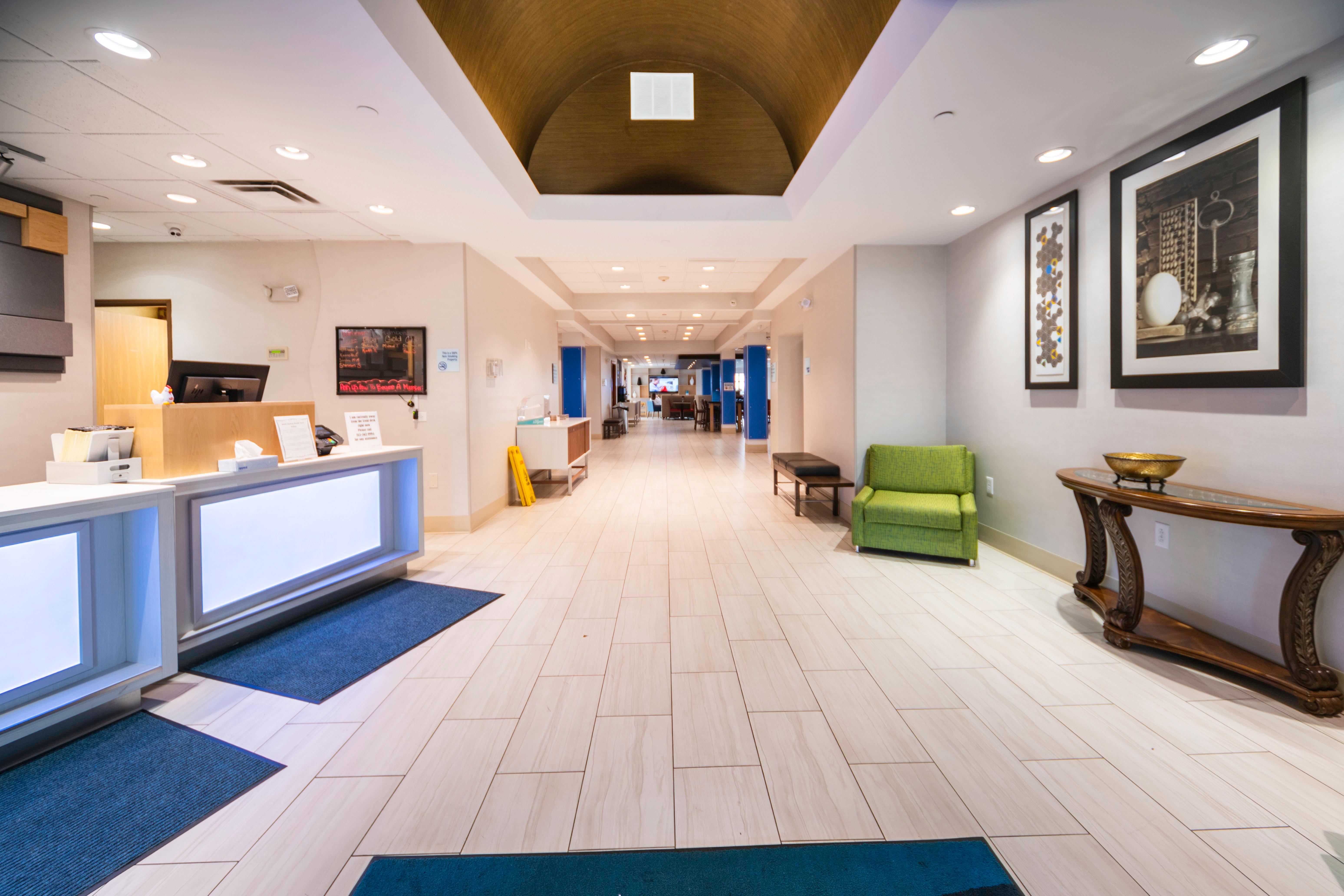 Holiday Inn Express Rochelle By Ihg Exterior foto