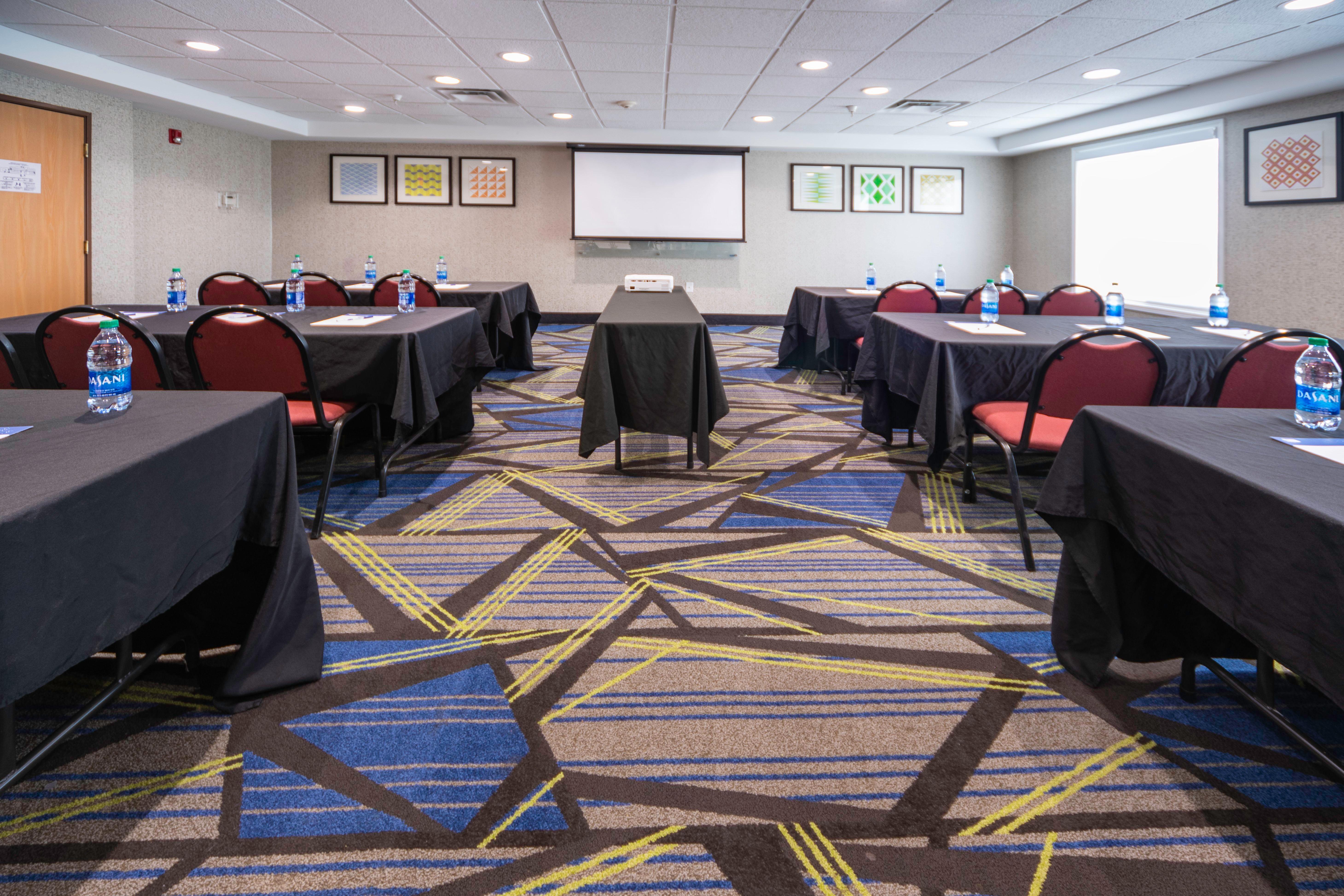 Holiday Inn Express Rochelle By Ihg Exterior foto