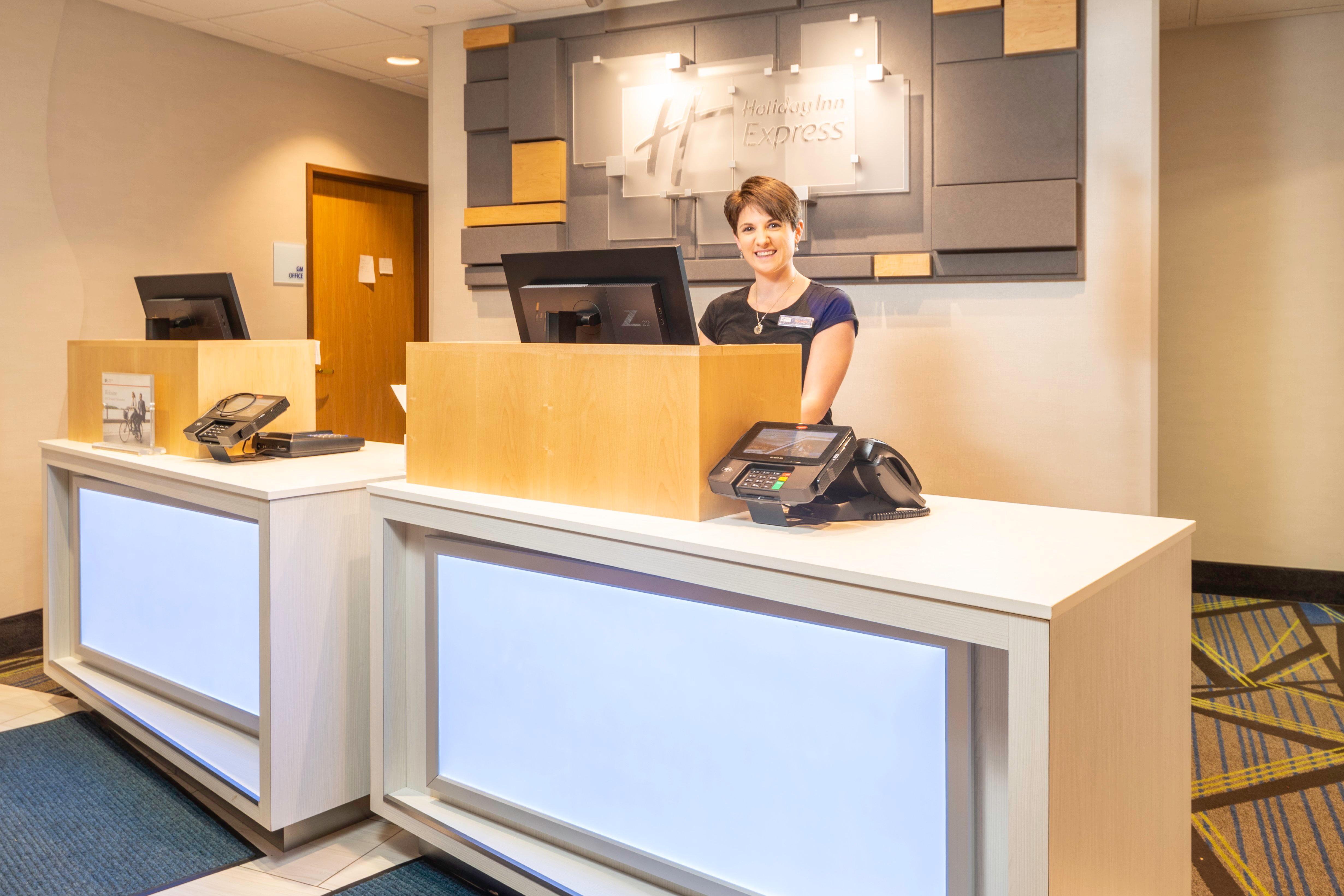 Holiday Inn Express Rochelle By Ihg Exterior foto