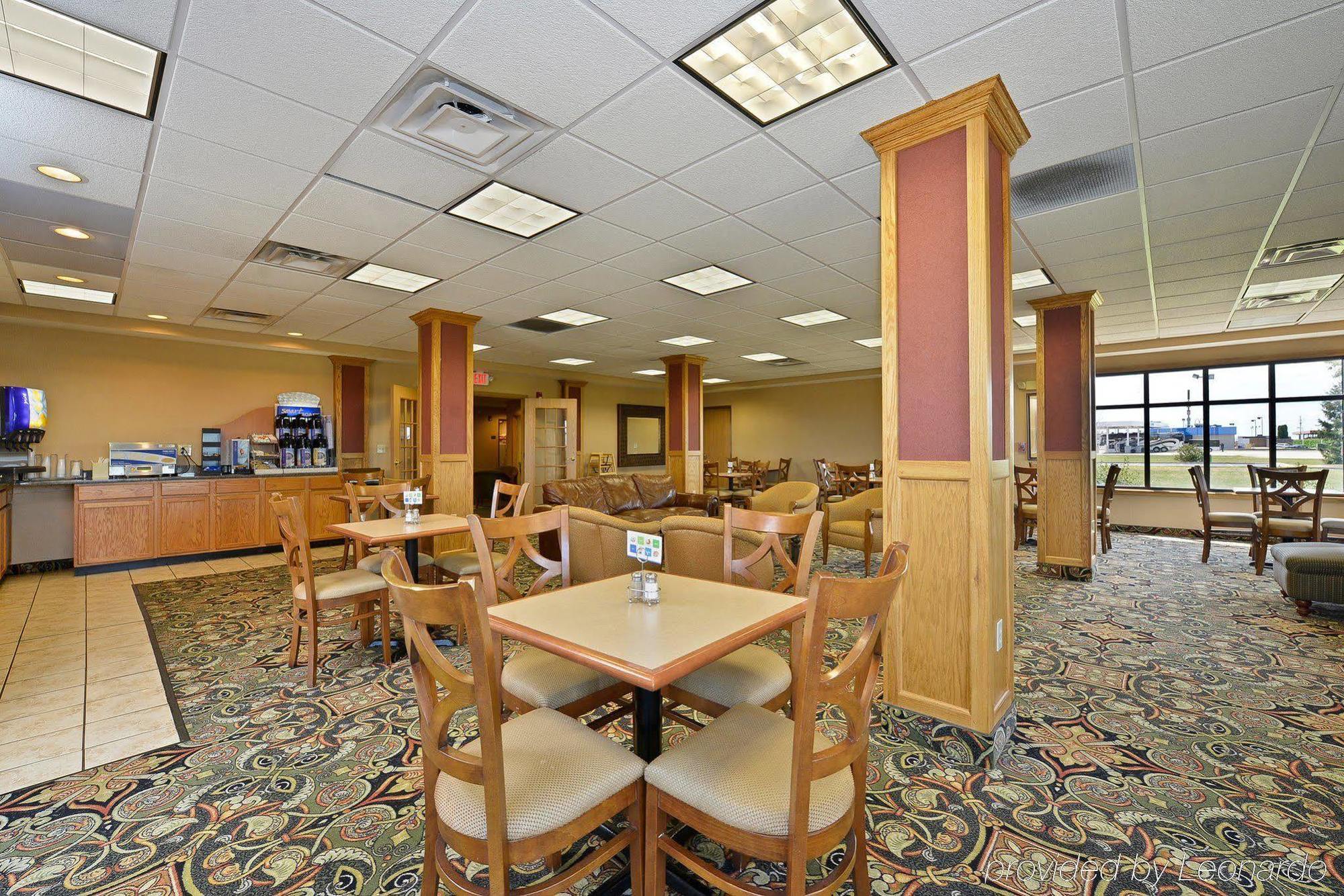 Holiday Inn Express Rochelle By Ihg Exterior foto
