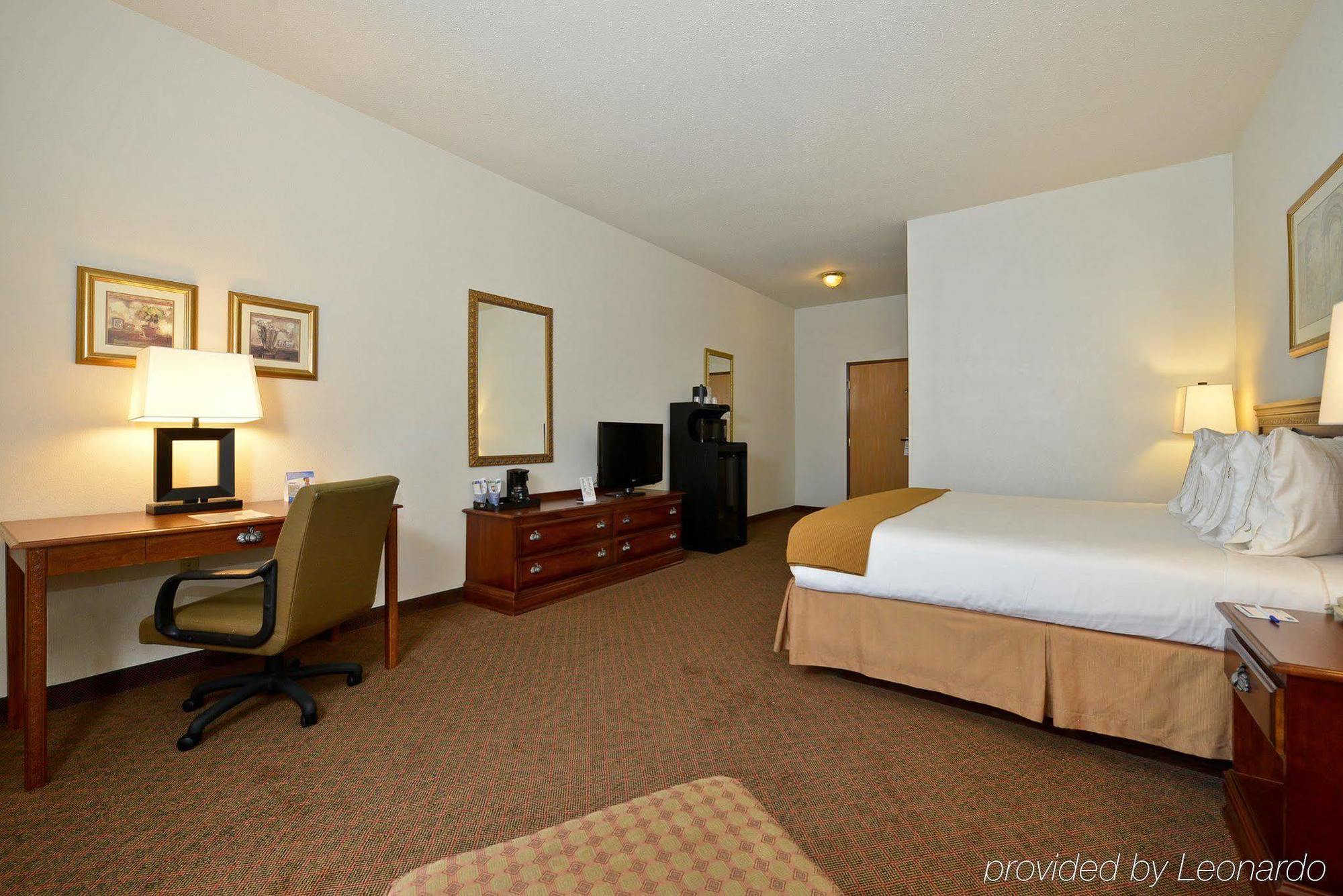 Holiday Inn Express Rochelle By Ihg Exterior foto