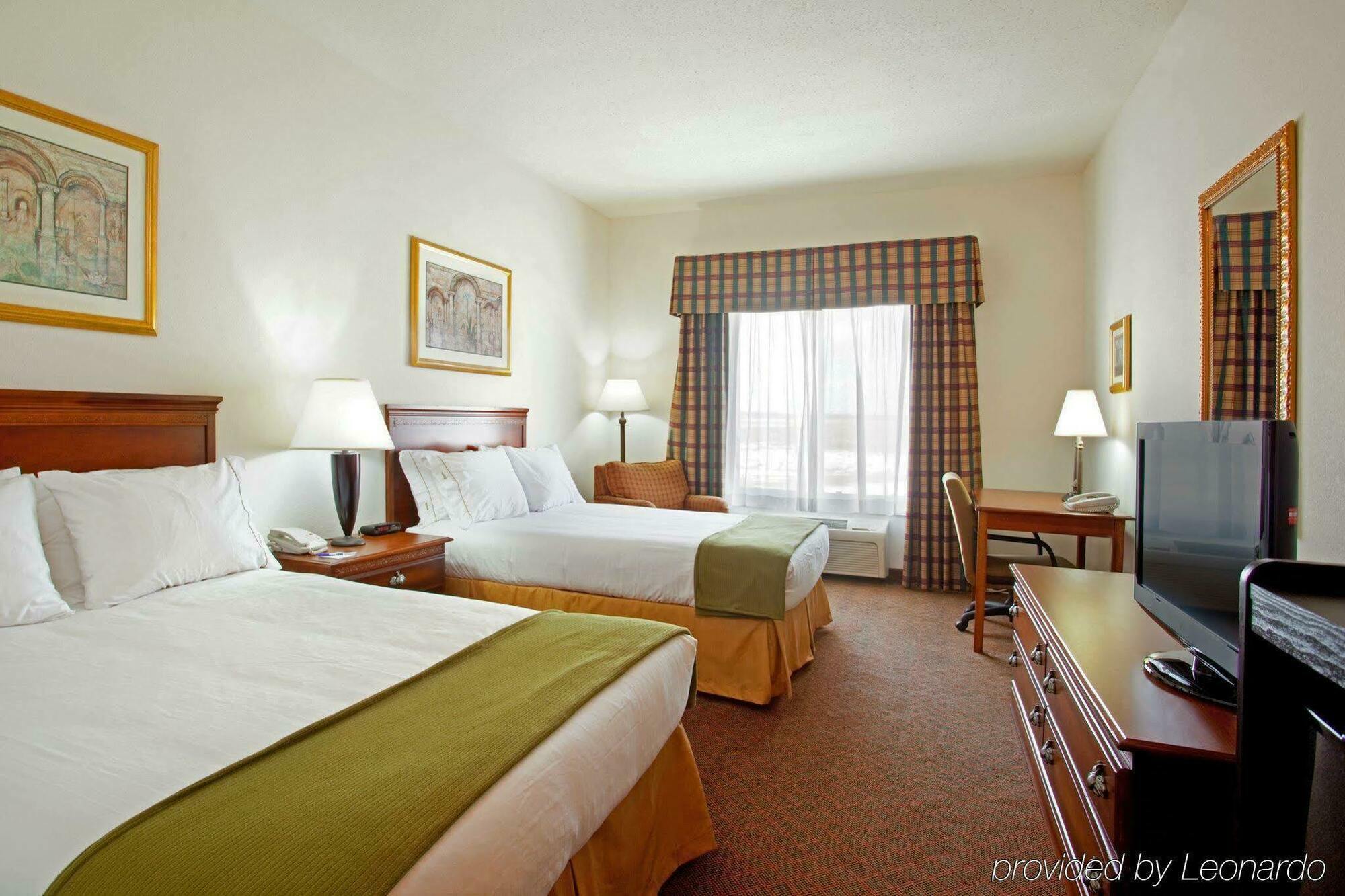 Holiday Inn Express Rochelle By Ihg Cameră foto